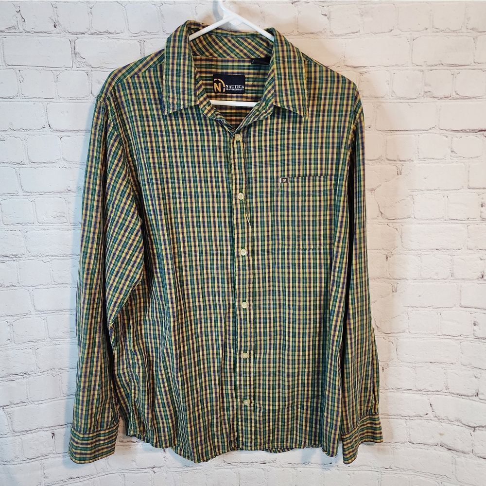Men's Nautica longsleeve button-down shirt, size Large